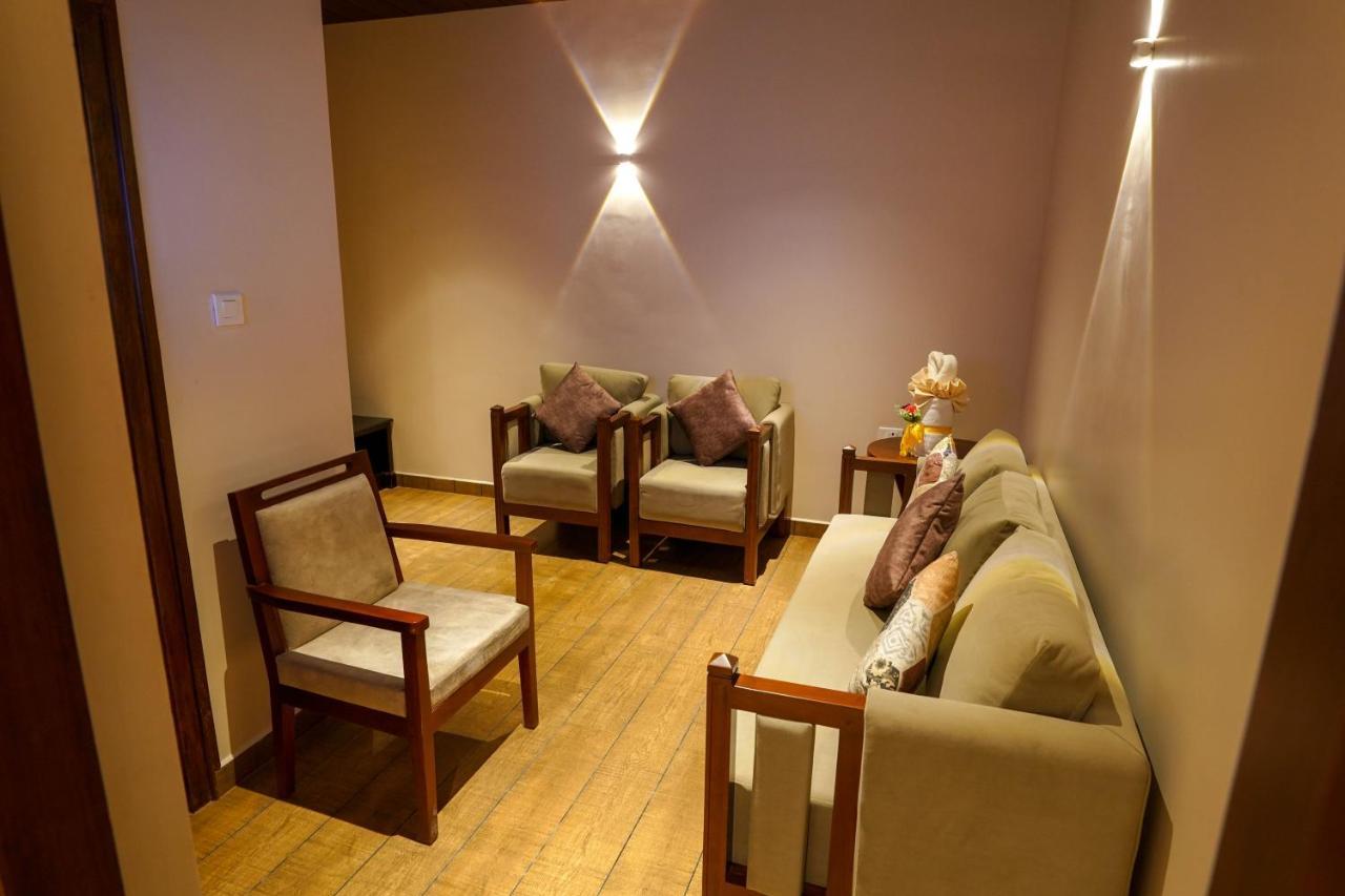 Hotel Heritage Plaza Kottayam Zewnętrze zdjęcie