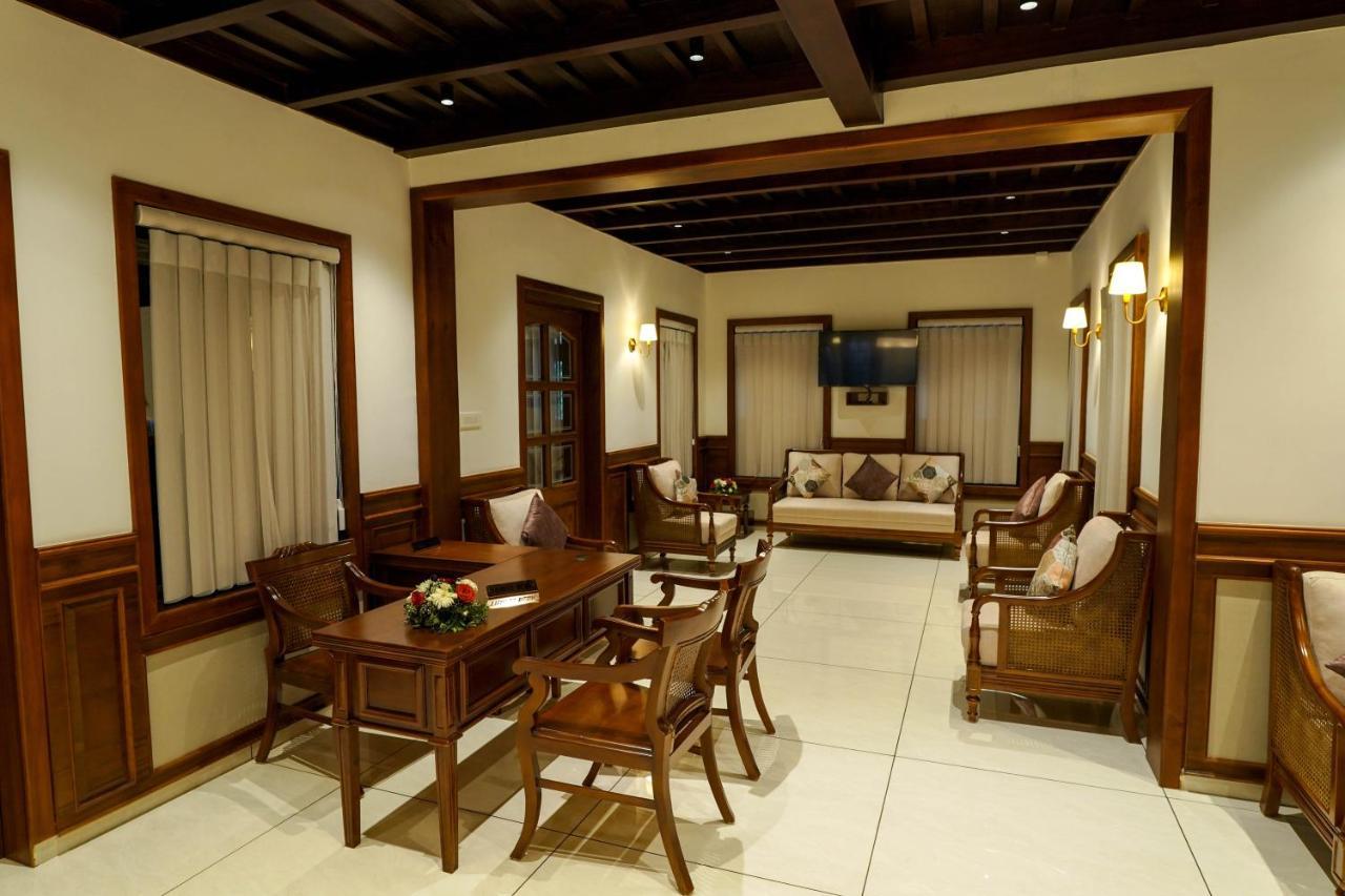 Hotel Heritage Plaza Kottayam Zewnętrze zdjęcie