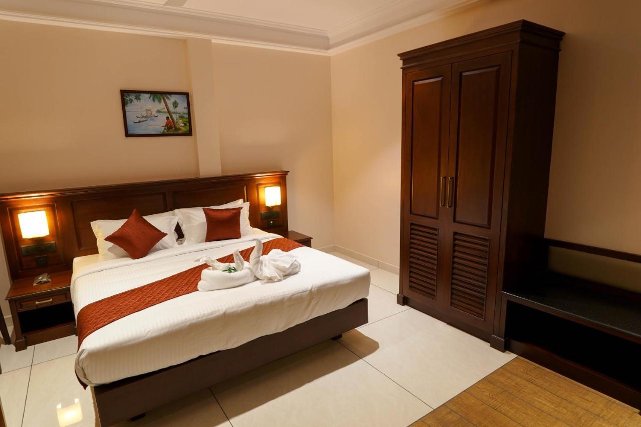 Hotel Heritage Plaza Kottayam Zewnętrze zdjęcie