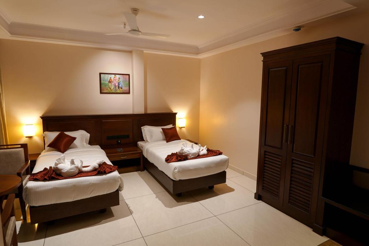 Hotel Heritage Plaza Kottayam Zewnętrze zdjęcie